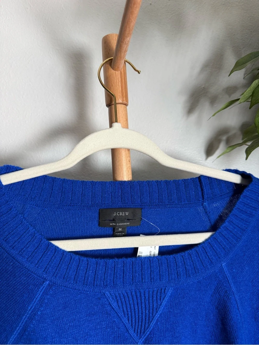 J. Crew Cashmere Blue & Burgundy Colorblock Sweater Women’s Size Medium NWT